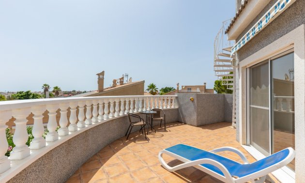 Reventa - Villa -
San Isidro - San Fulgencio