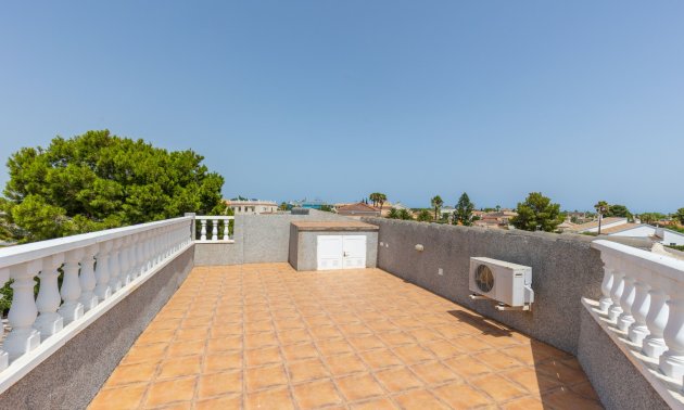 Reventa - Villa -
San Isidro - San Fulgencio