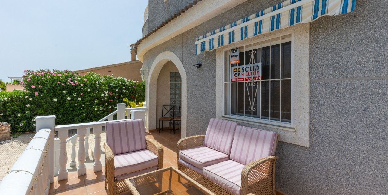 Reventa - Villa -
San Isidro - San Fulgencio