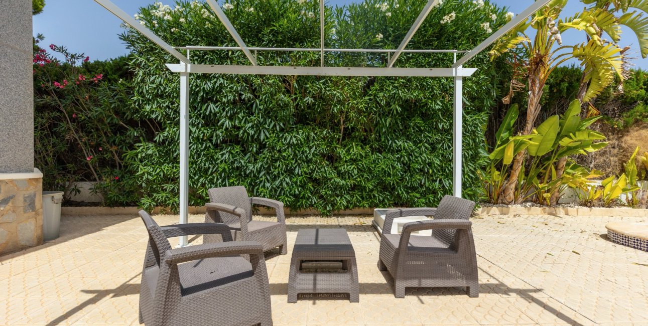 Reventa - Villa -
San Isidro - San Fulgencio