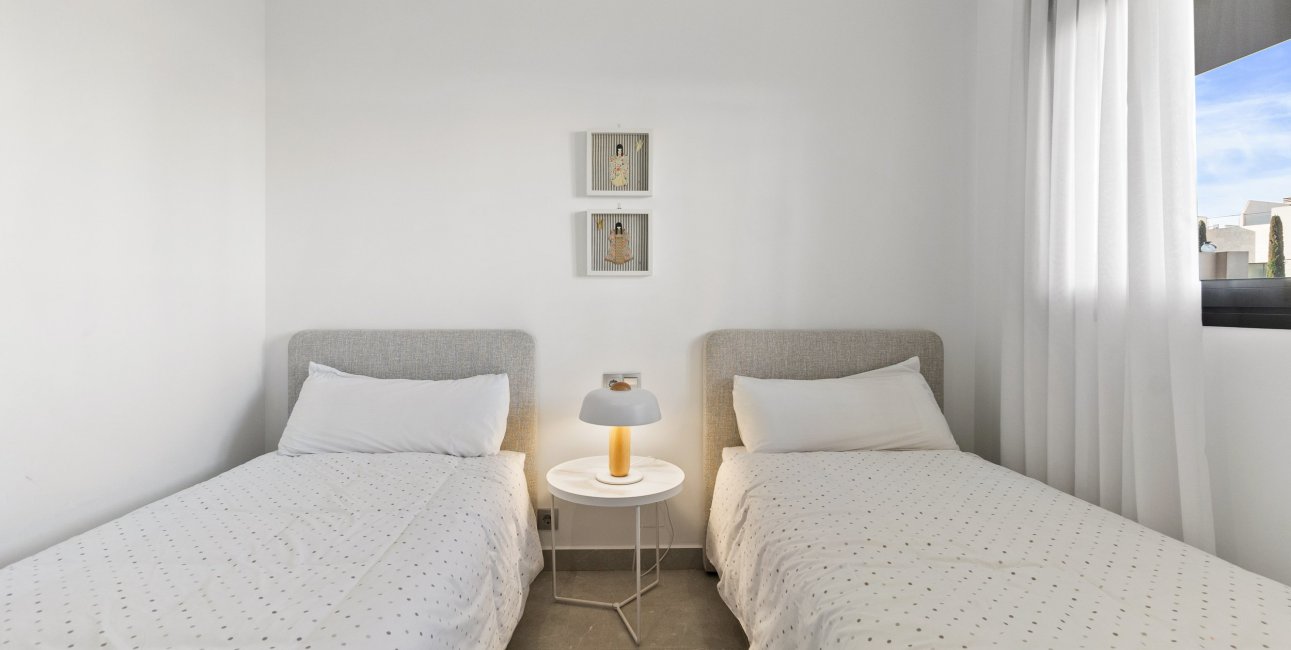 Resale - Apartment / flat -
Orihuela - Orihuela Costa