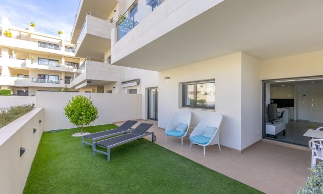 Resale - Apartment / flat -
Orihuela - Orihuela Costa