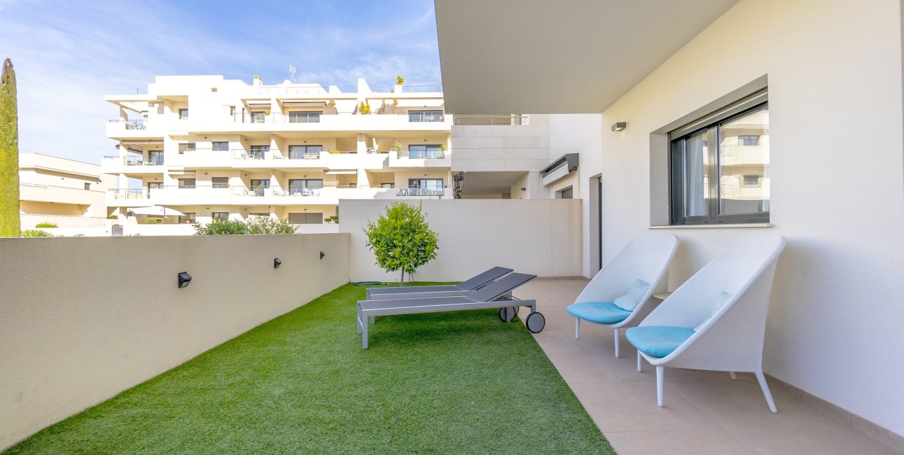 Resale - Apartment / flat -
Orihuela - Orihuela Costa