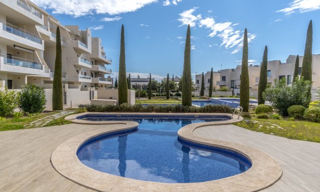 Resale - Apartment / flat -
Orihuela - Orihuela Costa