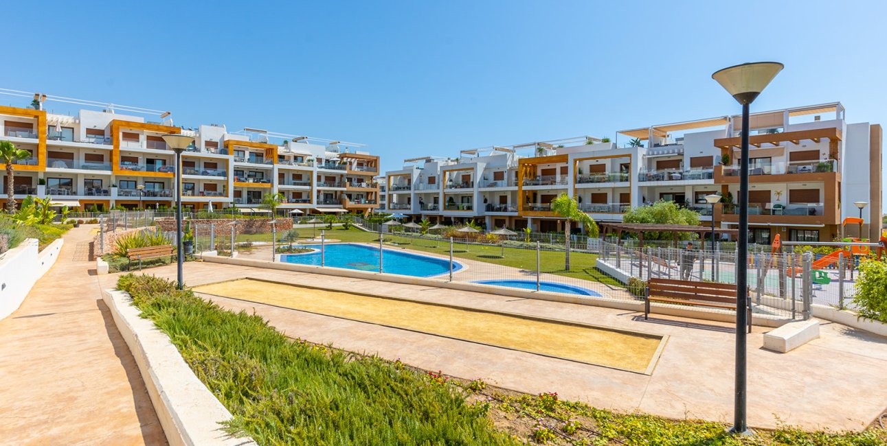 Resale - Apartment / flat -
Orihuela Costa - Villamartín