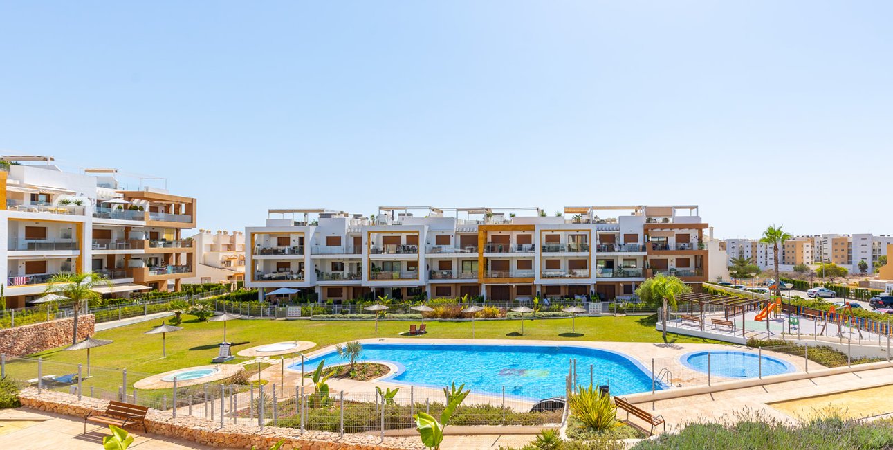 Resale - Apartment / flat -
Orihuela Costa - Villamartín