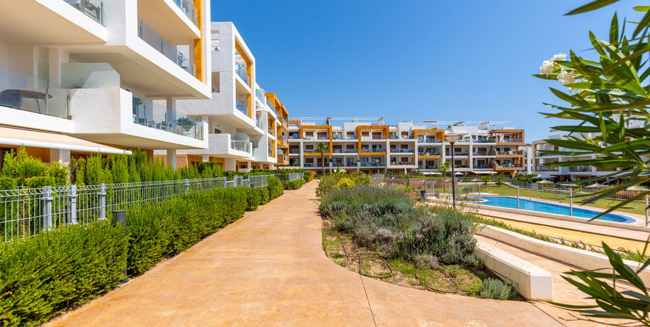 Resale - Apartment / flat -
Orihuela Costa - Villamartín