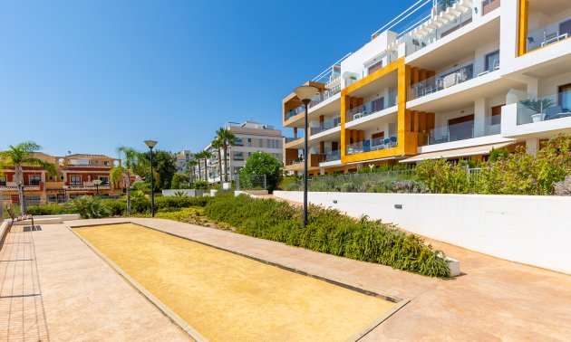 Resale - Apartment / flat -
Orihuela Costa - Villamartín