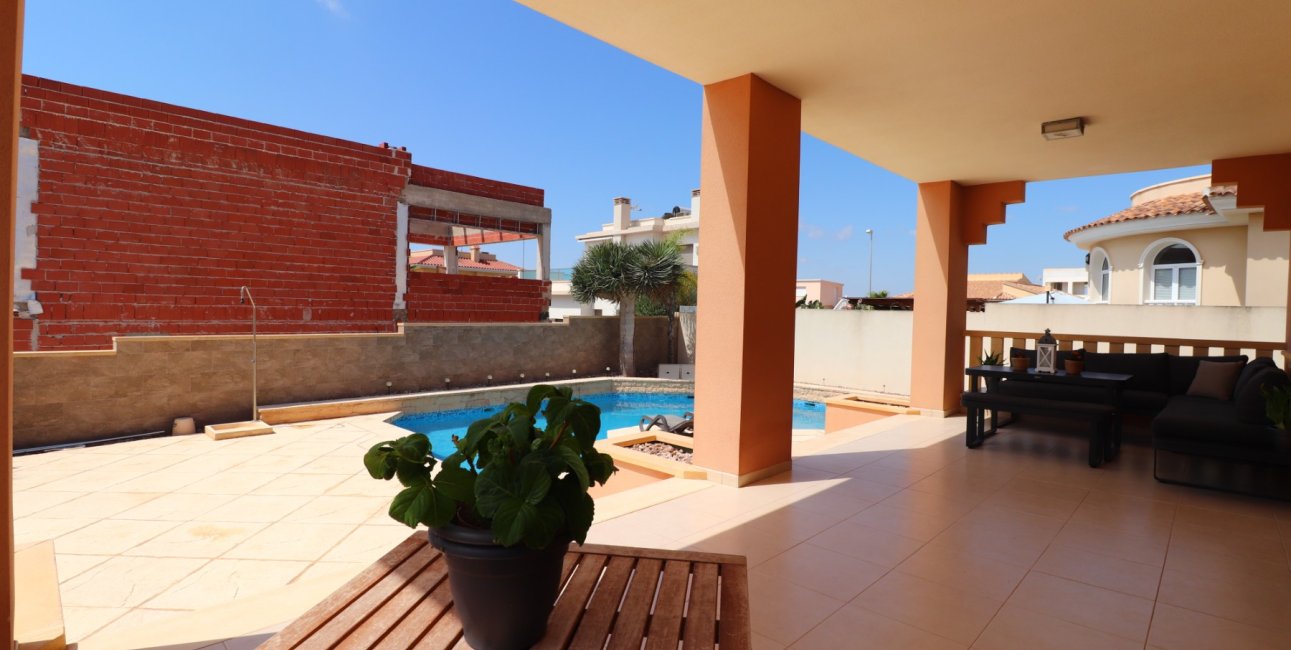 Resale - Villa -
Ciudad Quesada - La Fiesta