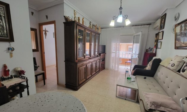 Reventa - Apartamento / piso -
Torrevieja - Parque de las Naciones
