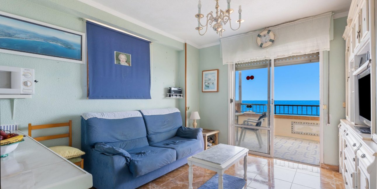 Resale - Apartment / flat -
Torrevieja - Cabo cervera