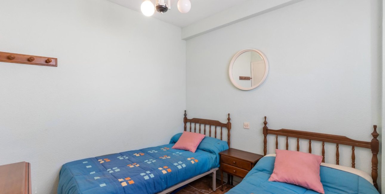 Resale - Apartment / flat -
Torrevieja - Cabo cervera