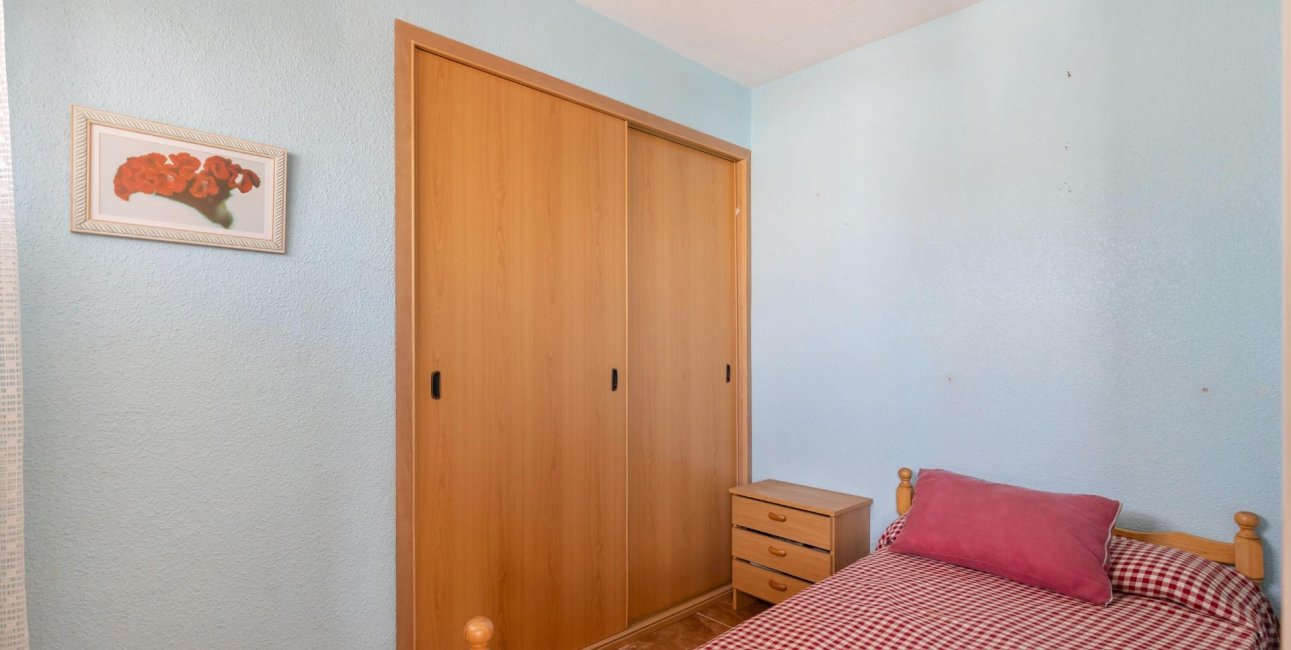 Resale - Apartment / flat -
Torrevieja - Cabo cervera