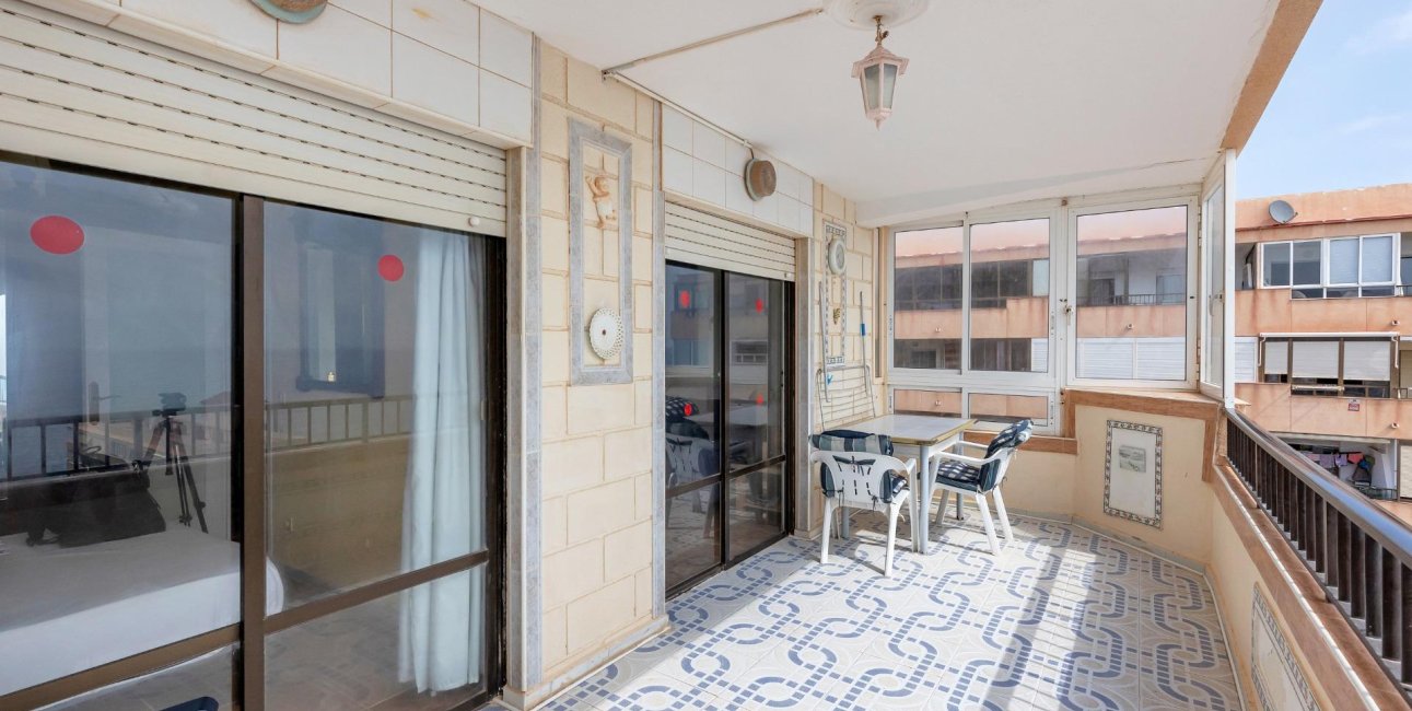 Resale - Apartment / flat -
Torrevieja - Cabo cervera