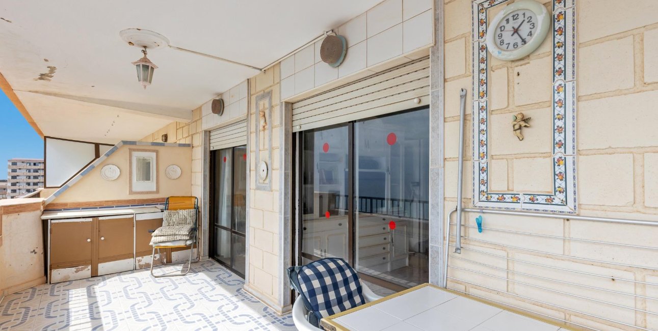 Resale - Apartment / flat -
Torrevieja - Cabo cervera