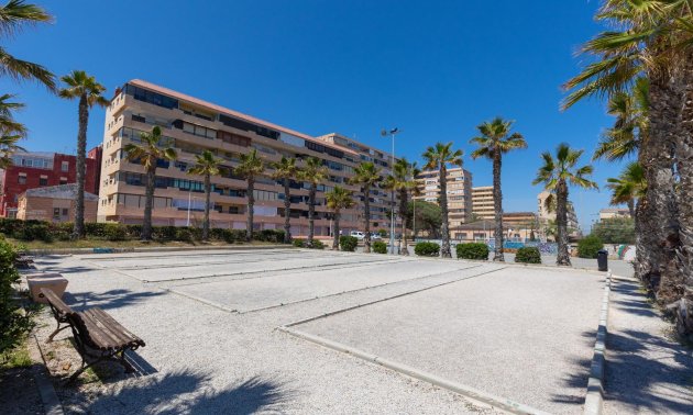 Resale - Apartment / flat -
Torrevieja - Cabo cervera