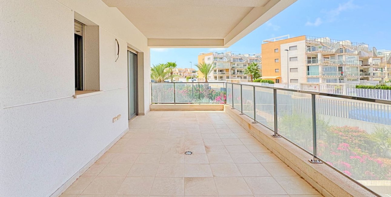 Resale - Apartment / flat -
Orihuela Costa - Villamartín