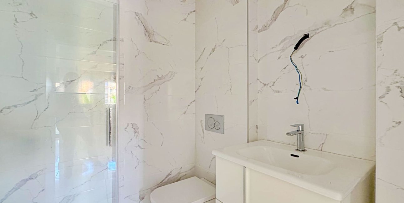 Resale - Apartment / flat -
Orihuela Costa - Villamartín