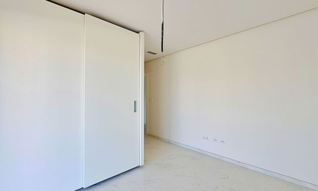 Resale - Apartment / flat -
Orihuela Costa - Villamartín