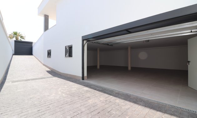 Resale - Villa -
Ciudad Quesada - Ciudad Quesada - Town