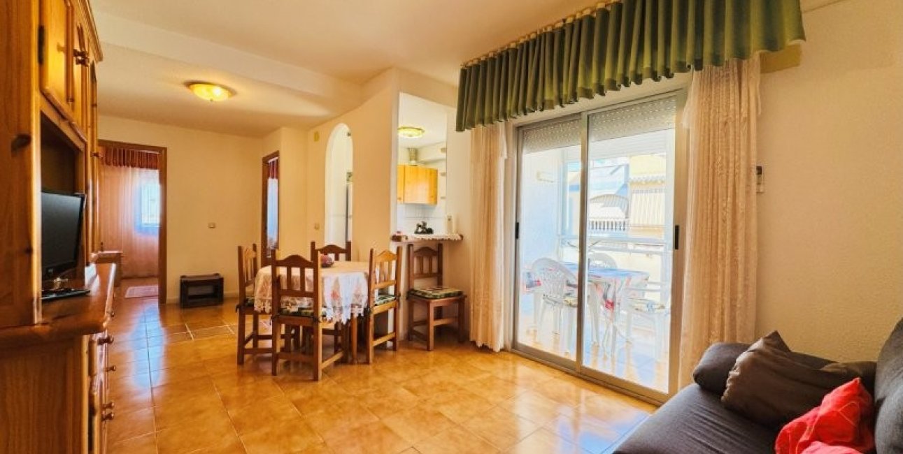 Resale - Apartment / flat -
Torrevieja - La Mata