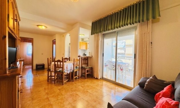 Resale - Apartment / flat -
Torrevieja - La Mata