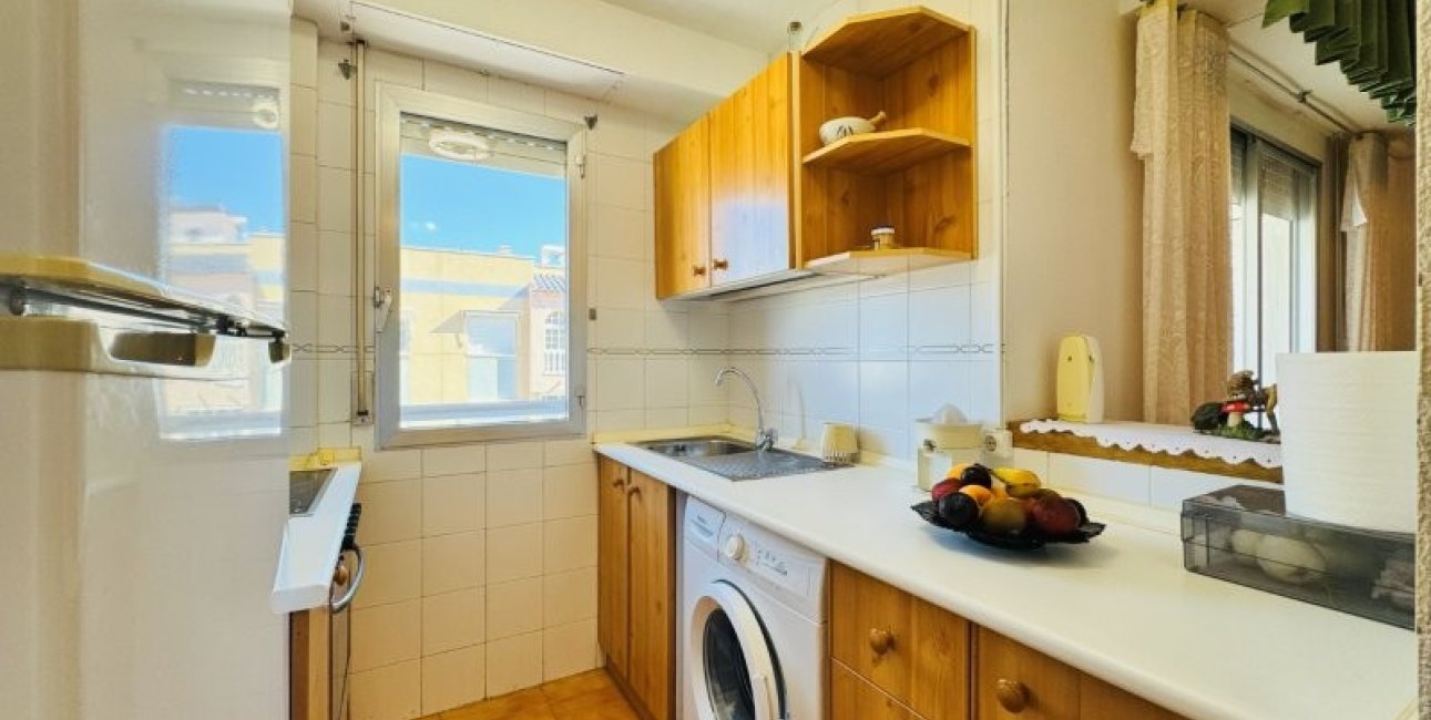 Resale - Apartment / flat -
Torrevieja - La Mata