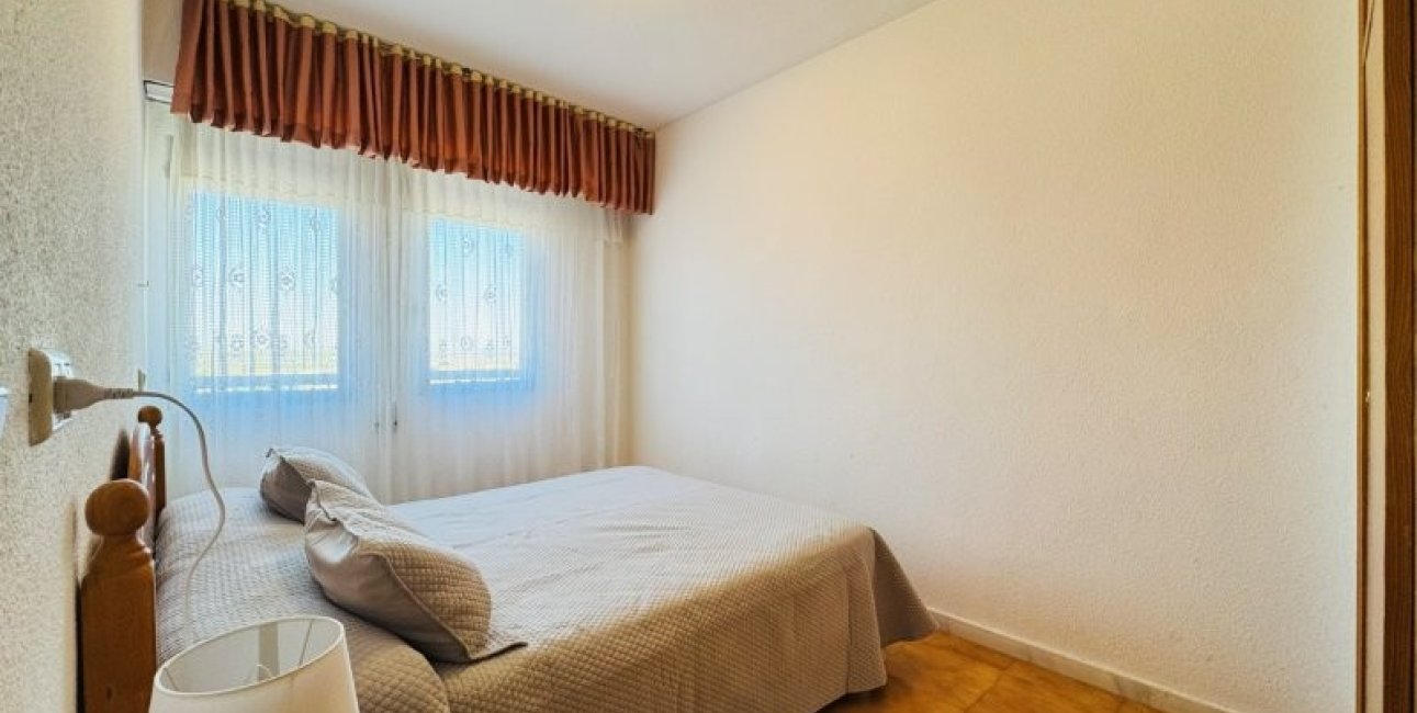 Resale - Apartment / flat -
Torrevieja - La Mata