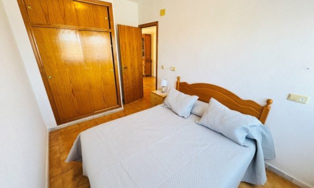 Resale - Apartment / flat -
Torrevieja - La Mata