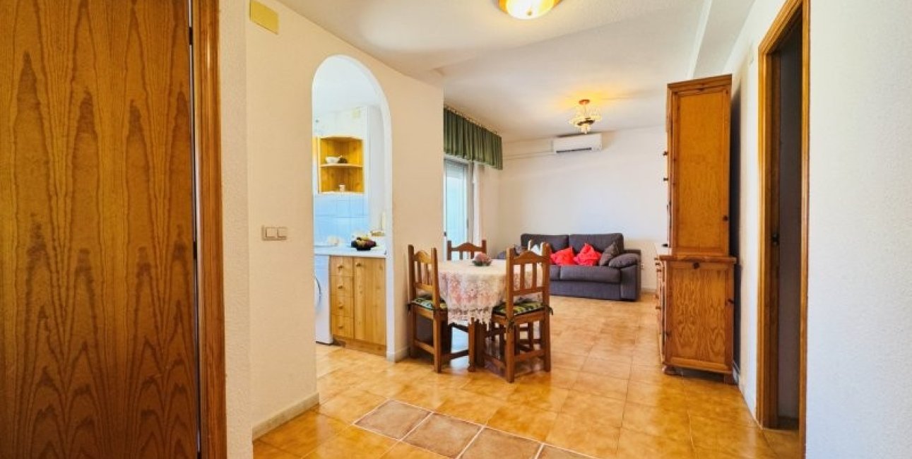Resale - Apartment / flat -
Torrevieja - La Mata