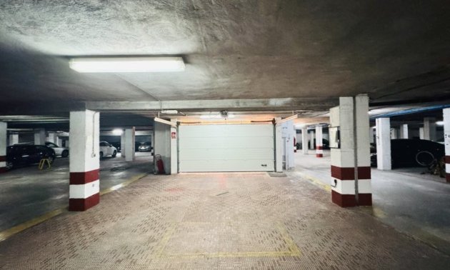 Resale - Apartment / flat -
Torrevieja - La Mata