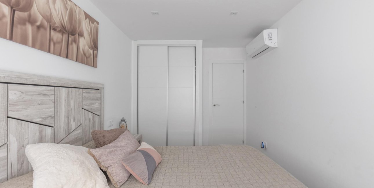 Resale - Apartment / flat -
Torrevieja - Acequion