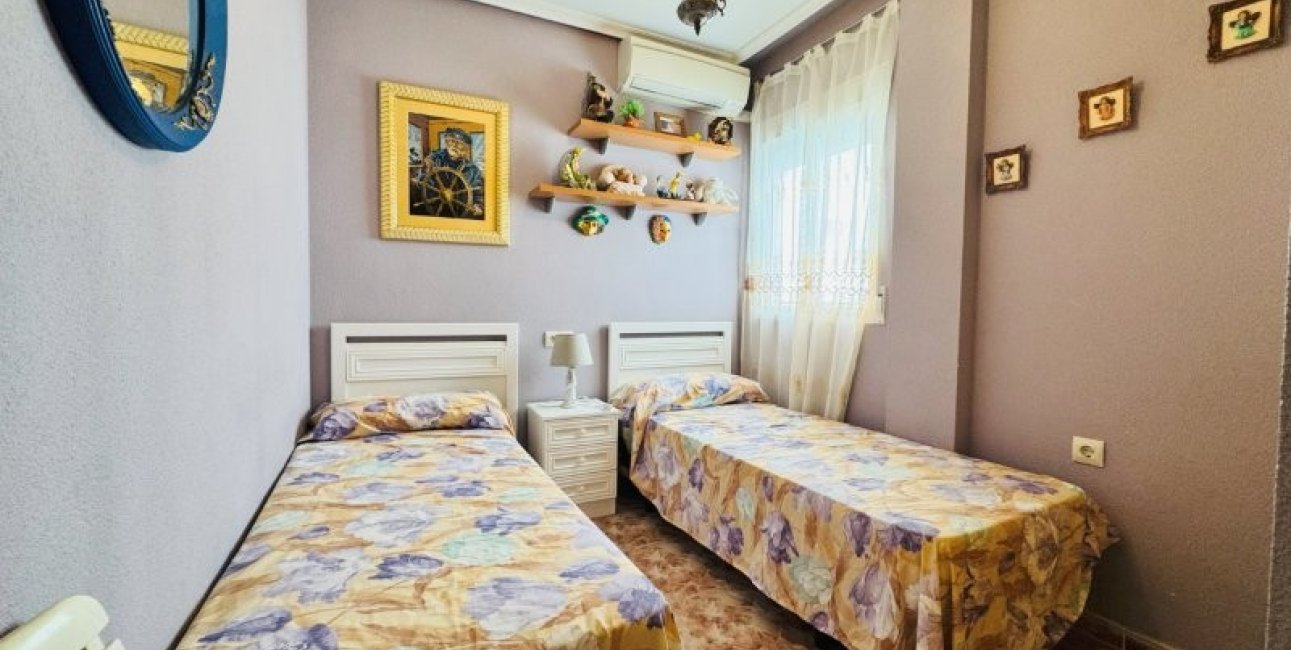 Resale - Apartment / flat -
Torrevieja - La Mata