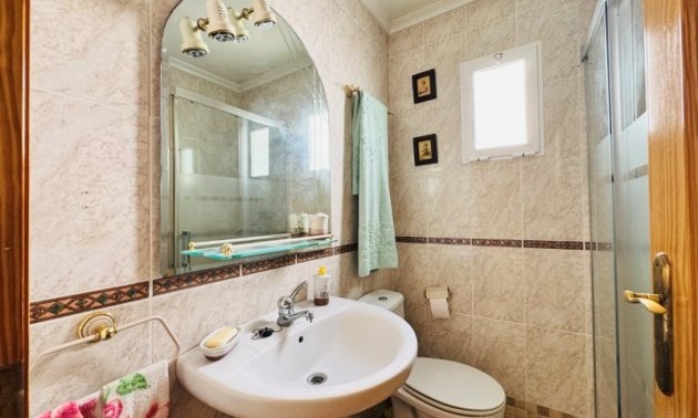 Resale - Apartment / flat -
Torrevieja - La Mata