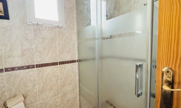 Resale - Apartment / flat -
Torrevieja - La Mata