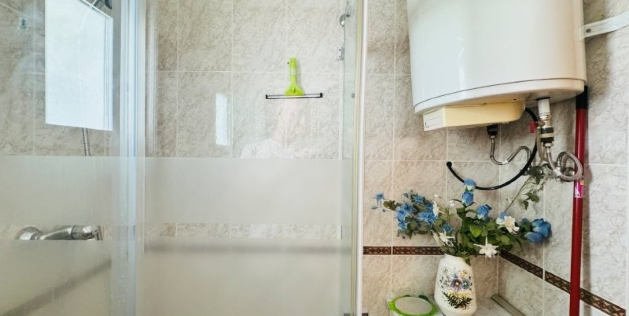 Resale - Apartment / flat -
Torrevieja - La Mata