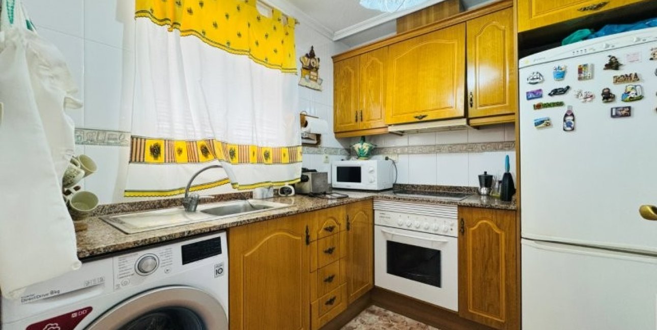 Resale - Apartment / flat -
Torrevieja - La Mata