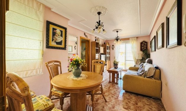 Resale - Apartment / flat -
Torrevieja - La Mata