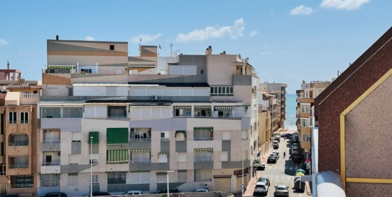 Resale - Apartment / flat -
Torrevieja - La Mata