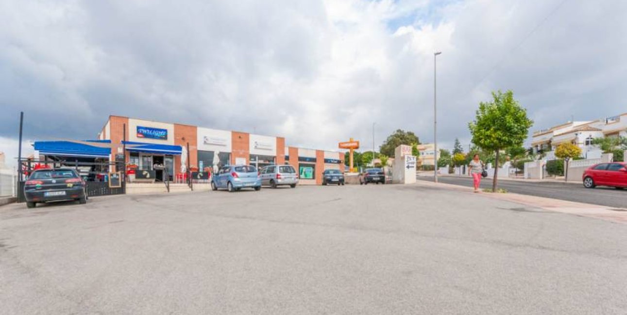 Long Term Rental - Commercial -
San Fulgencio - La Marina