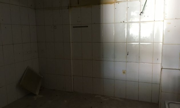 Long Term Rental - Commercial -
San Fulgencio - La Marina