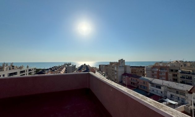 Resale - Apartment / flat -
Torrevieja - La Mata