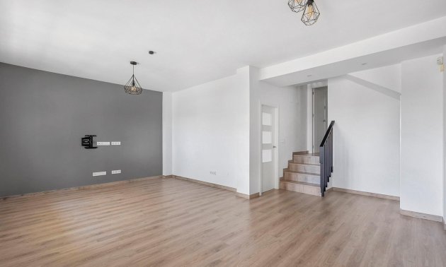 Reventa - Villa -
Torrevieja - Aguas Nuevas