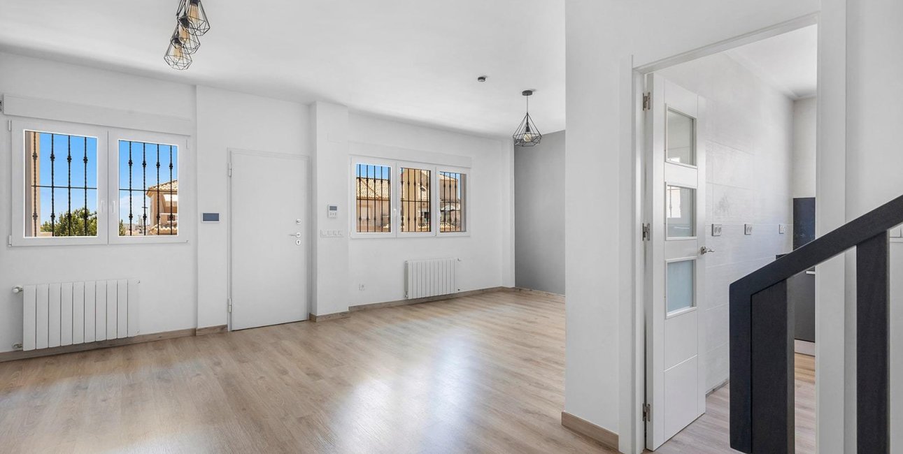 Reventa - Villa -
Torrevieja - Aguas Nuevas