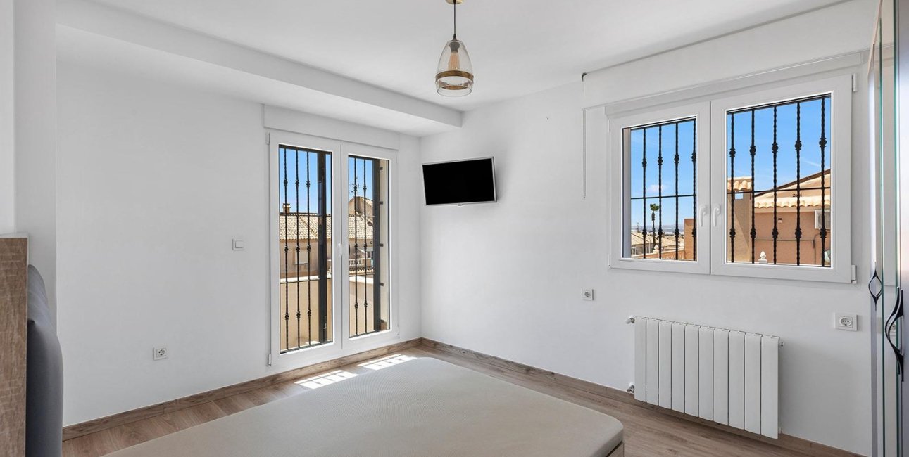 Reventa - Villa -
Torrevieja - Aguas Nuevas