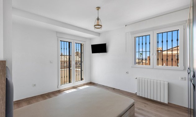 Reventa - Villa -
Torrevieja - Aguas Nuevas