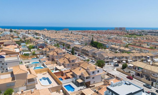 Reventa - Villa -
Torrevieja - Aguas Nuevas