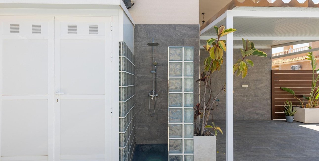 Reventa - Villa -
Torrevieja - Aguas Nuevas