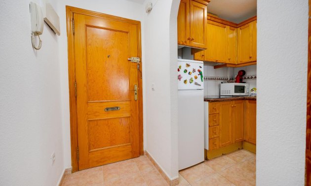 Resale - Apartment / flat -
Torrevieja - Centro