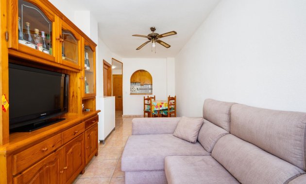 Resale - Apartment / flat -
Torrevieja - Centro